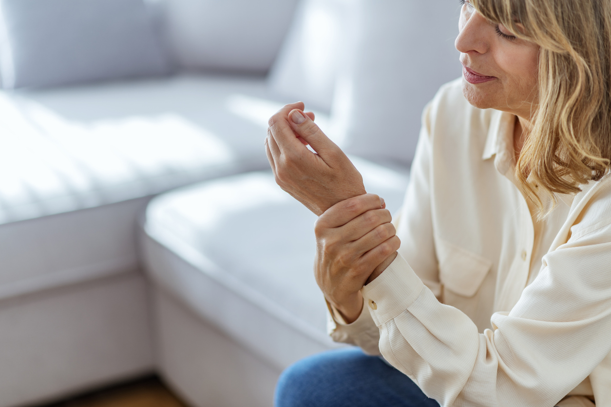 5 Early Signs of Arthritis You Should Be on the Lookout For